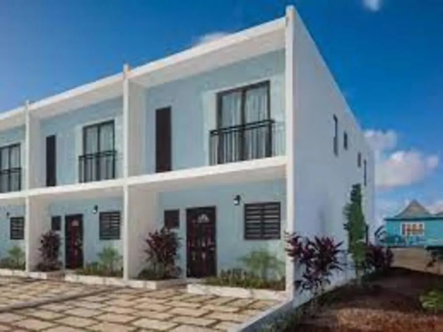 度假居 Retreat By The Beach Lovely New 2 Bedroom 迪斯卡弗里贝 牙买加